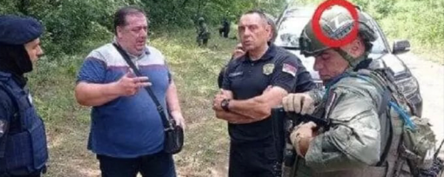 Президент Вучич объяснил появившееся в сети фото сербского бойца с Z на шлеме