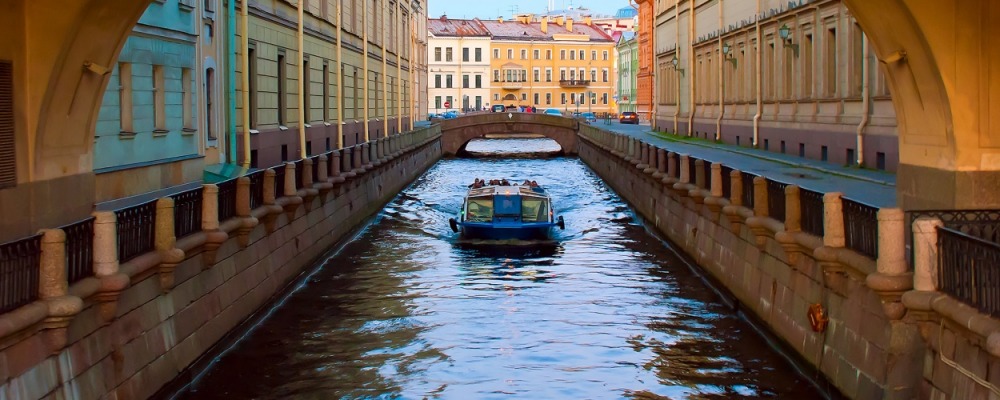 В Петербурге запустили водный туристический маршрут по окрестностям Коломны