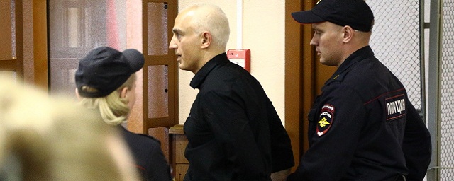 Экс-депутат Заксобрания Петербурга Роман Коваль приговорен за взятки к девяти годам строгого режима