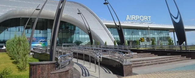 Аэропорт Белгорода закрыт ещё как минимум на неделю