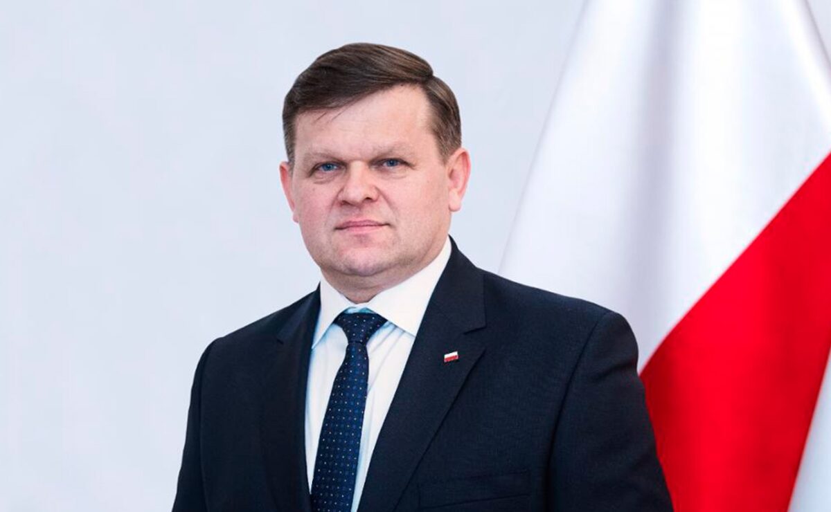 Госсекретарь минобороны Польши Скуркевич пригрозил России пятой статьей Устава НАТО