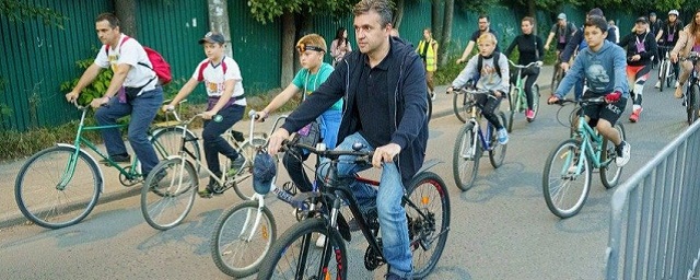 Губернатор Ивановской области Станислав Воскресенский принял участие в акции «Велоночь-2022»