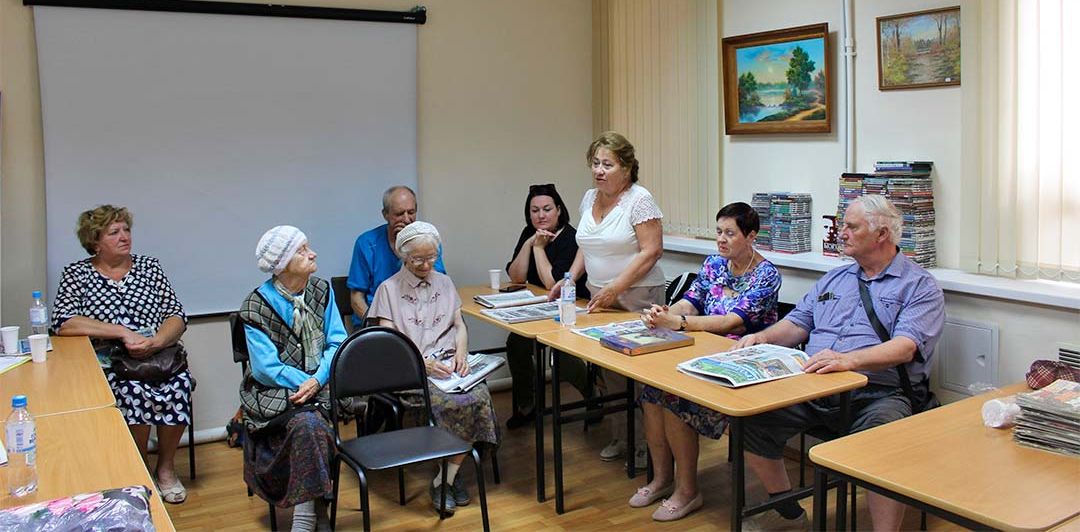 Директор ТУ «Новохаритоновское» Нина Ширенина провела встречу с жителями Электроизолятора