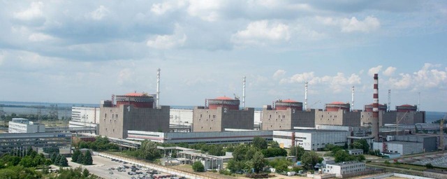 Власти Запорожской области опровергли информацию об остановке ЗАЭС