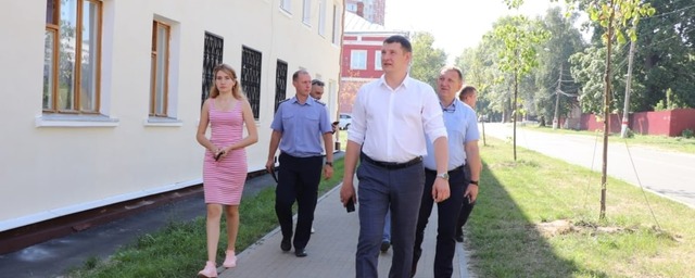 Глава г.о. Павловский Посад Семенов проверил ход работ по благоустройству города