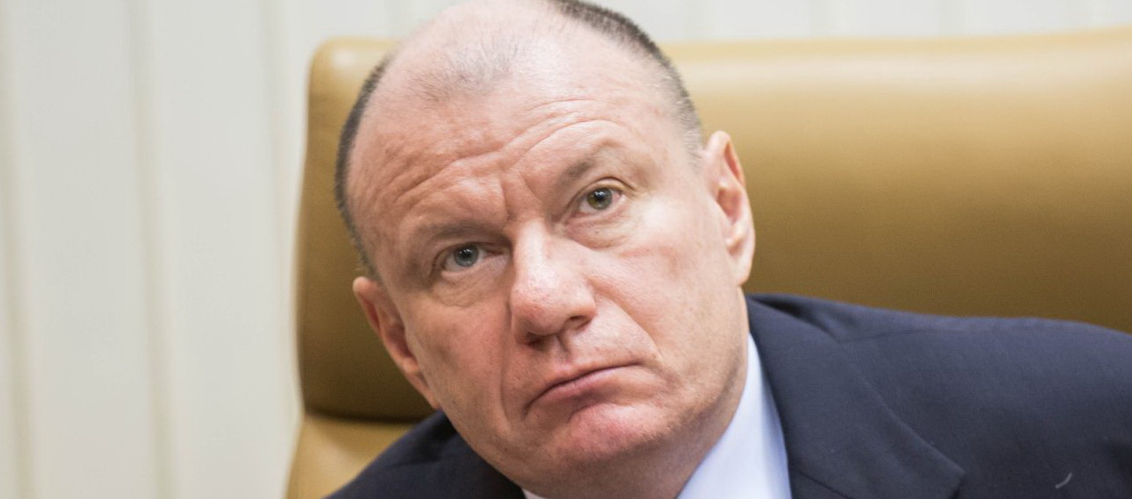 Владимир Потанин направит до половины акций Росбанка в благотворительный фонд