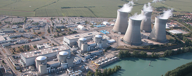 Bloomberg: Франция поставила задачу отремонтировать обветшавшие АЭС к 2023 году