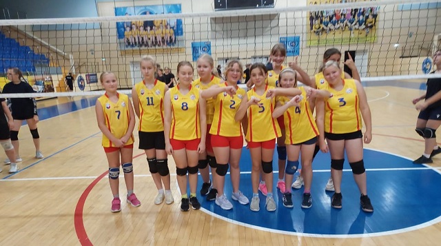 Юные спортсменки из Павловского Посад приняли участие в турнире по волейболу