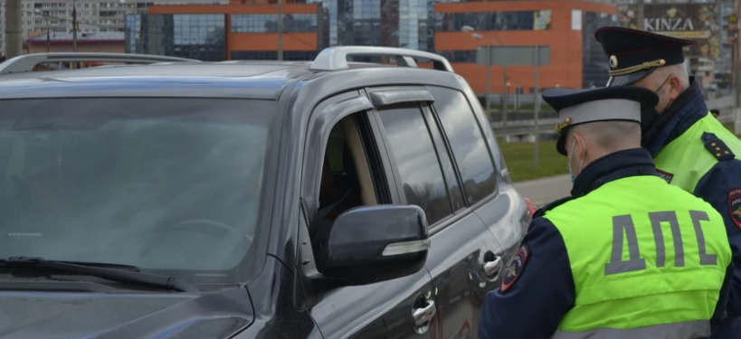 В Щелкове инспекторы ДПС проверят водителей и пассажиров на соблюдение ПДД