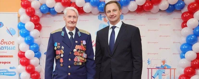Глава г.о. Красногорск Дмитрий Волков поздравил Виктора Обаревича с днем рождения