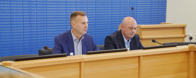 Иркутские депутаты обсудили развитие придорожного сервиса в регионе