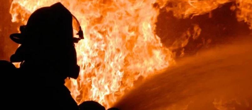 В Камышлове Свердловской области трое детей погибли при пожаре в частном доме