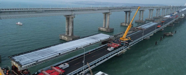 На Крымском мосту завершили замену второго пролета по левой автомобильной части