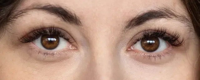 Какие способы помогут зрительно увеличить глаза?