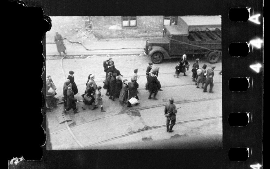 Неопубликованные фотографии Варшавского гетто, найденные на чердаке, 80 лет спустя
