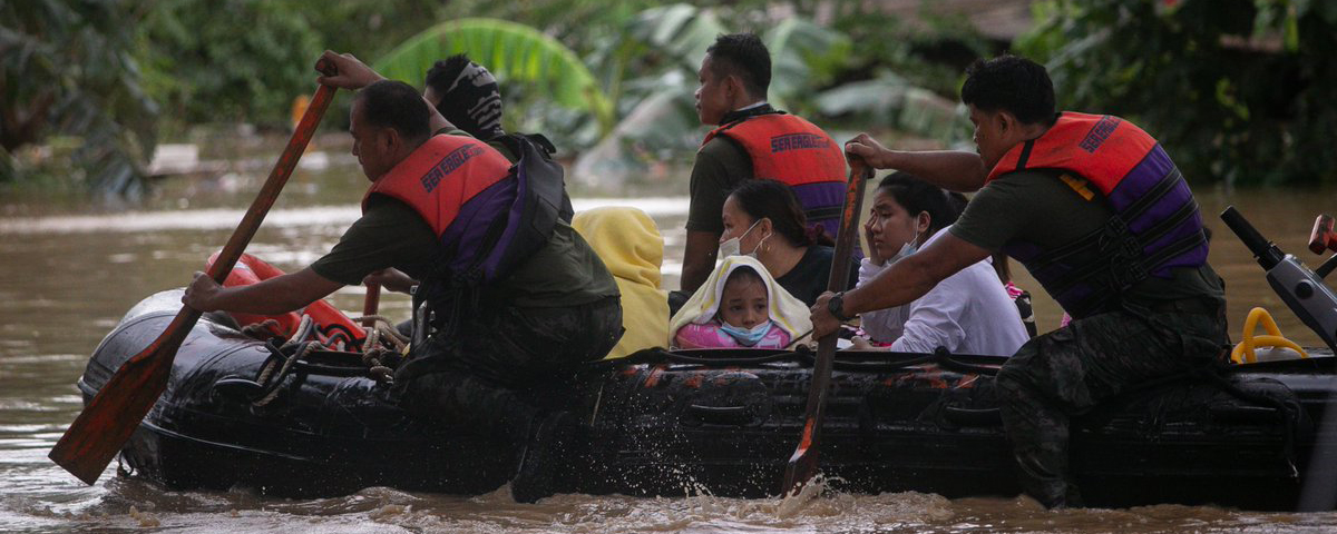 35 человек стали жертвами наводнений на Филиппинах