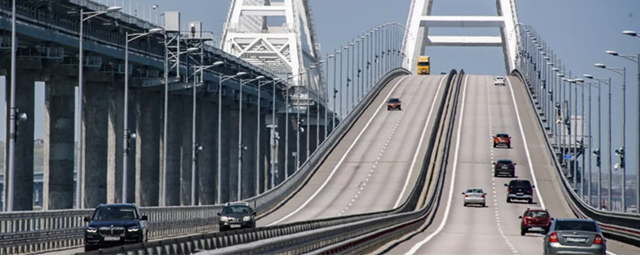 Минтранс РФ: автодорожная часть Крымского моста будет перекрыта 26 января в связи с ремонтом