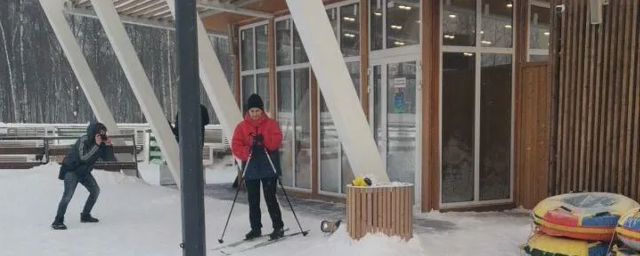 Пушкинцев из клуба «Активное долголетие» приглашают на утреннее катание на коньках и лыжах
