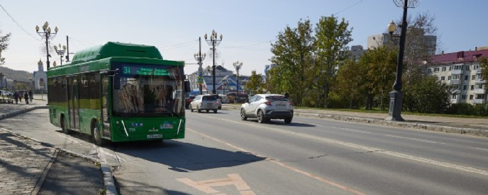 В Южно-Сахалинске на улице Горького изменили полосы для автобусов