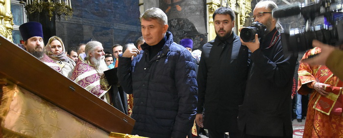 Глава Чувашии Олег Николаев принял участие во Всероссийском молебне о Победе