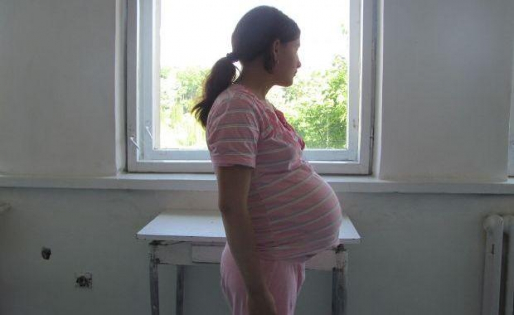 Несовершеннолетние жительницы Свердловской области произвели на свет в текущем году 287 детей