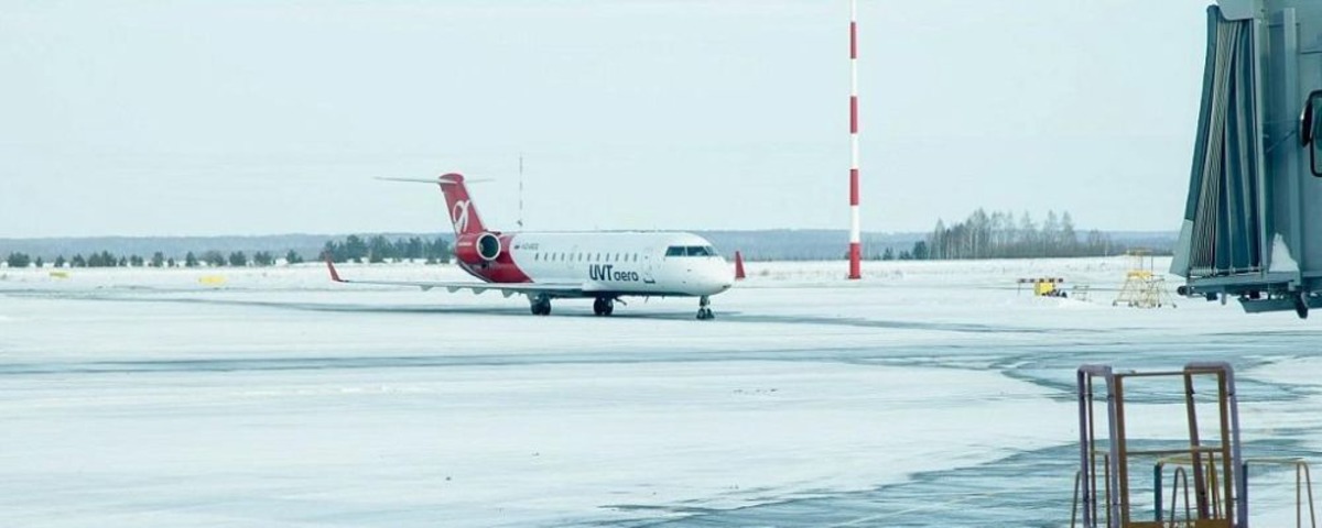 Челябинский аэропорт был вынужден принять экстренную посадку самолета из Новосибирска