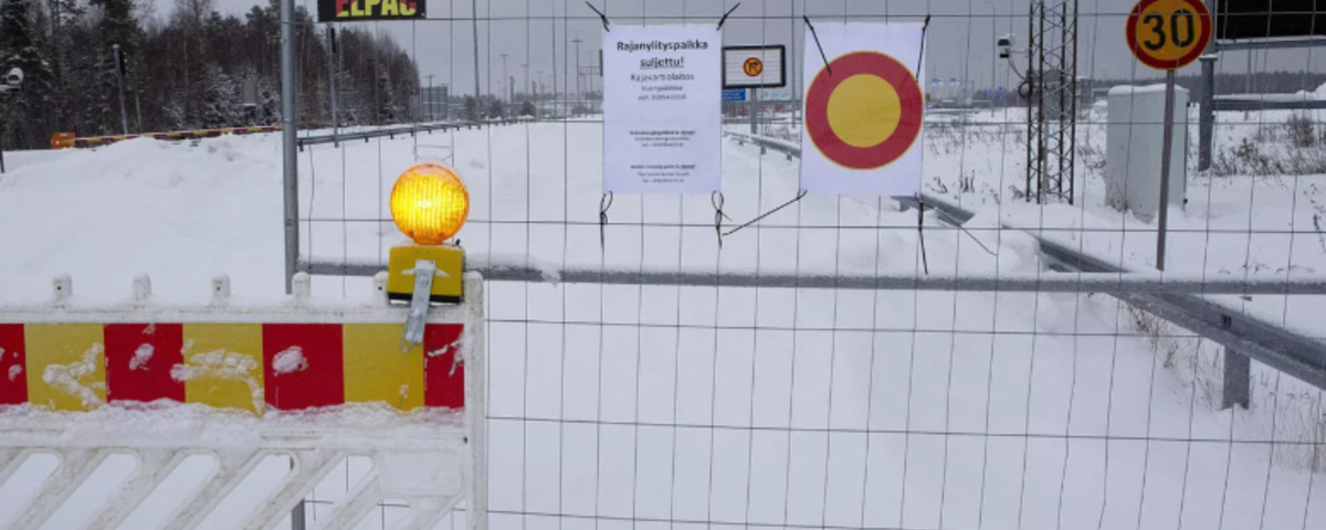 На российской границе власти Финляндии установили двойные заграждения