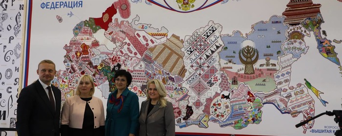 На открытии Международной выставки-форума «Россия» Чувашская республика представила карту «Вышитая Россия»