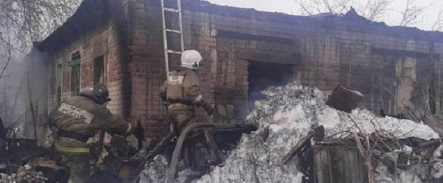 В Омской области двое мужчин погибли во время пожара