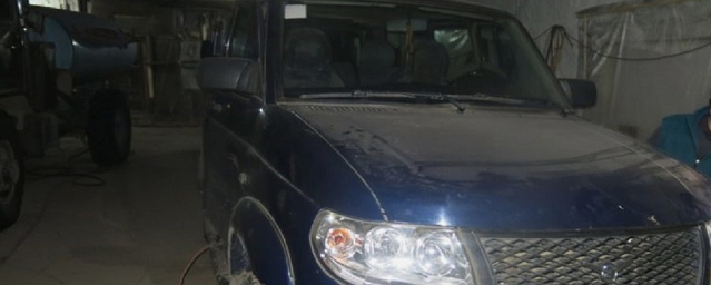 В Омской области двое мужчин угнали служебную машину администрации
