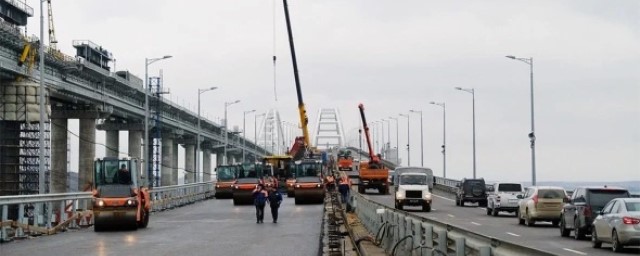 Росавтодор: движение легковых машин по левой стороне Крымского моста откроют до конца февраля