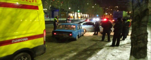 В Екатеринбурге 15-летний подросток купил машину и сбил на ней двух инспекторов ДПС