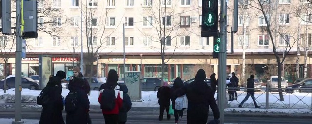 В Петербурге установлен первый экспериментальный светофор с функцией распознавания лиц