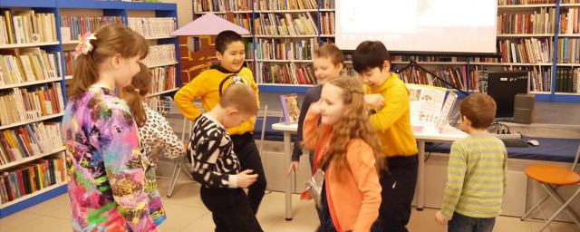 В детской библиотеке Красногорска в честь Масленицы провели соревнования
