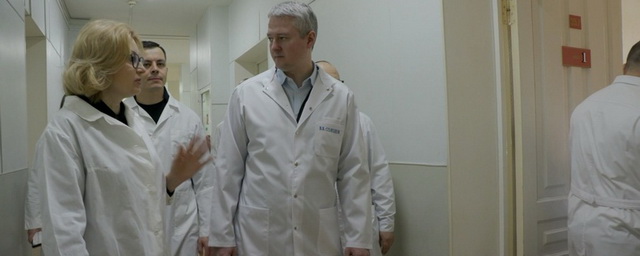 Губернатор Камчатки посетил в госпитале раненых участников СВО