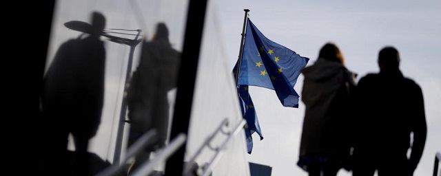 Еврокомиссия: под новые санкции ЕС попало 49% экспорта в Россию