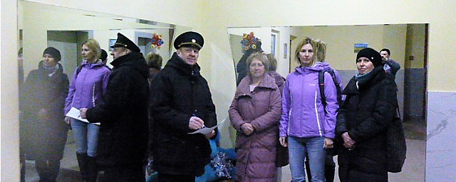 Жилищные инспекторы приняли первый в этом году косметический ремонт подъезда в Красногорске