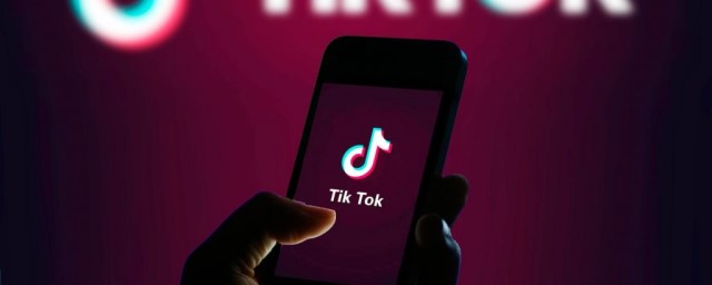 TikTok ограничит время пользования соцсетью для подростков до 18 лет