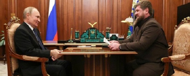 Путин попросил Кадырова передать чеченским бойцам в зоне СВО «самые наилучшие слова»