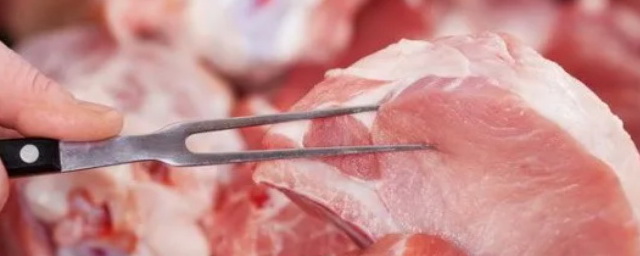 В прошлом году в Красноярском крае было изъято 300 кг некачественного мяса