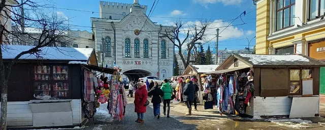 Власти Ярославля хотят убрать торговцев сувенирами с улицы Кирова