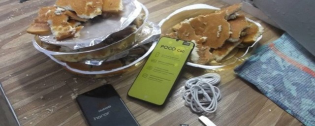 В ИК Волгоградской области крымчанка пыталась передать выпечку, «начиненную» телефонами
