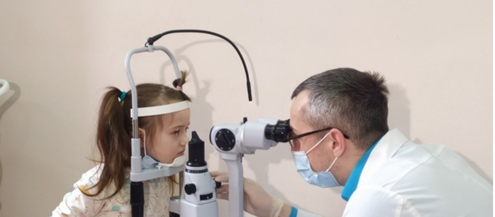 В Самаре врачи спасли зрение 6-летней девочке, которая проткнула глаз ножницами
