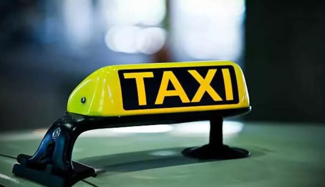 В Тюмени службы такси начнут переходить на отечественные и китайские автомобили