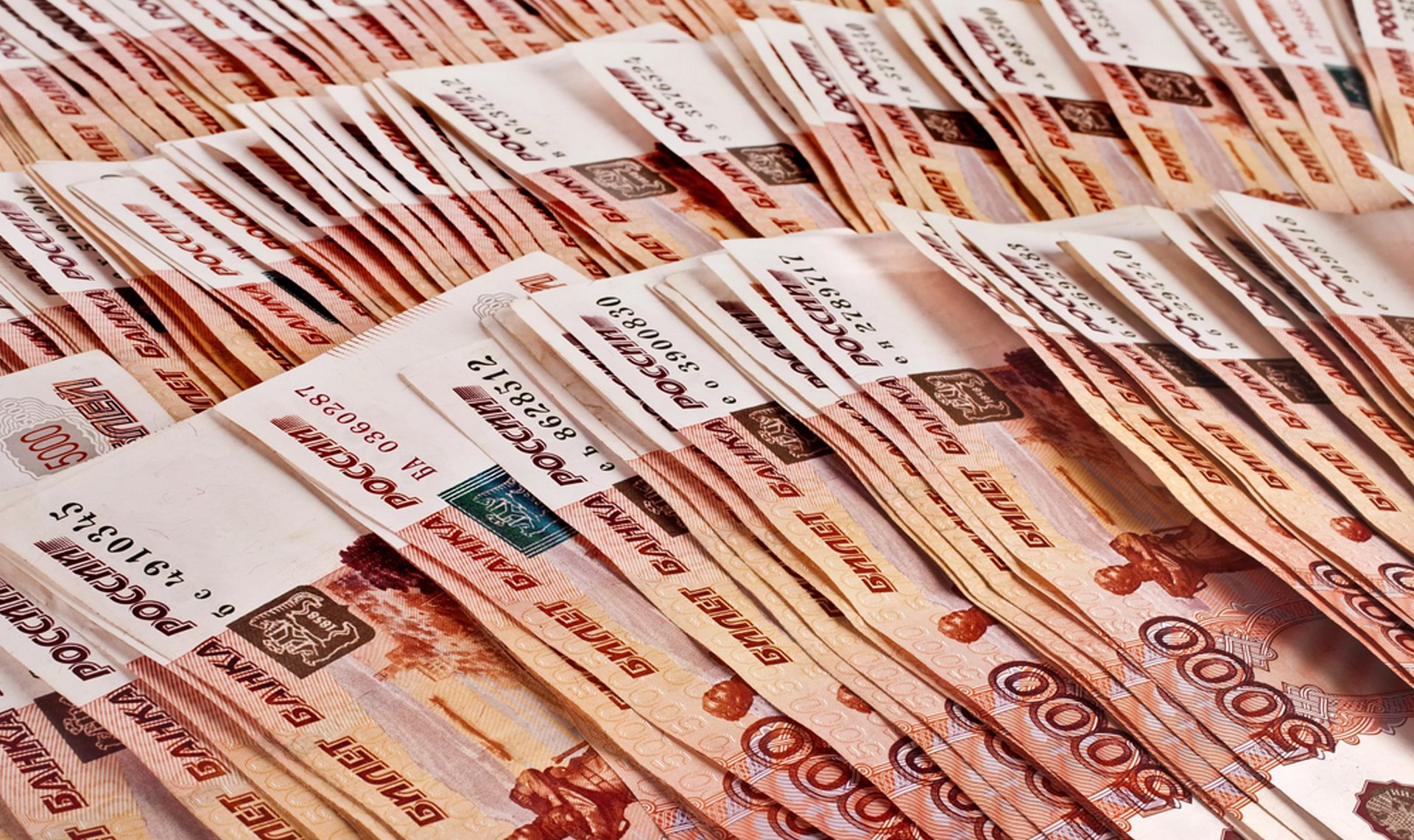 В Хакасии свыше 2800 медицинских работников получили специальную соцвыплату