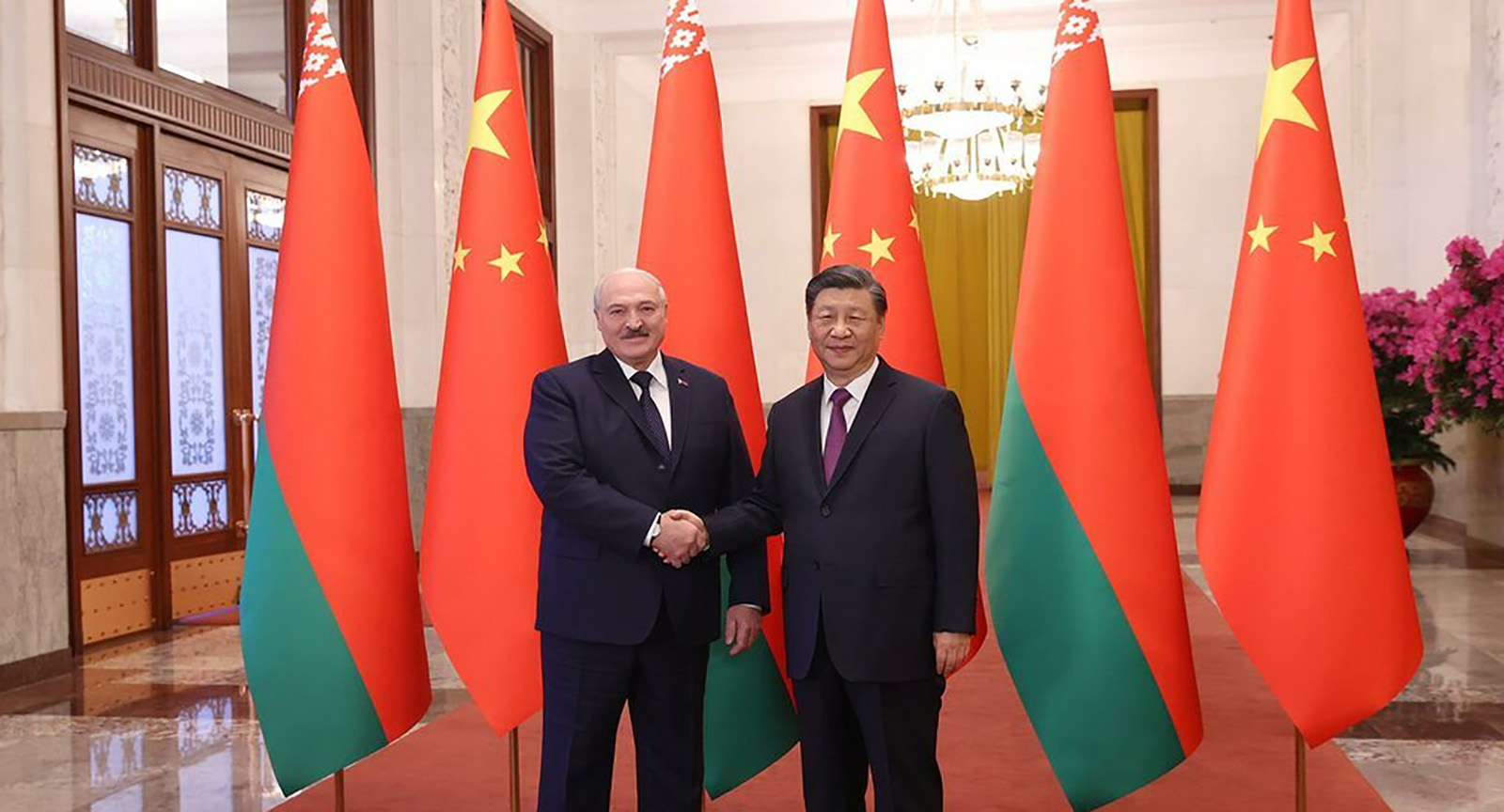 Nihon Keizai: Визит Александра Лукашенко в Китай направлен против Джо Байдена
