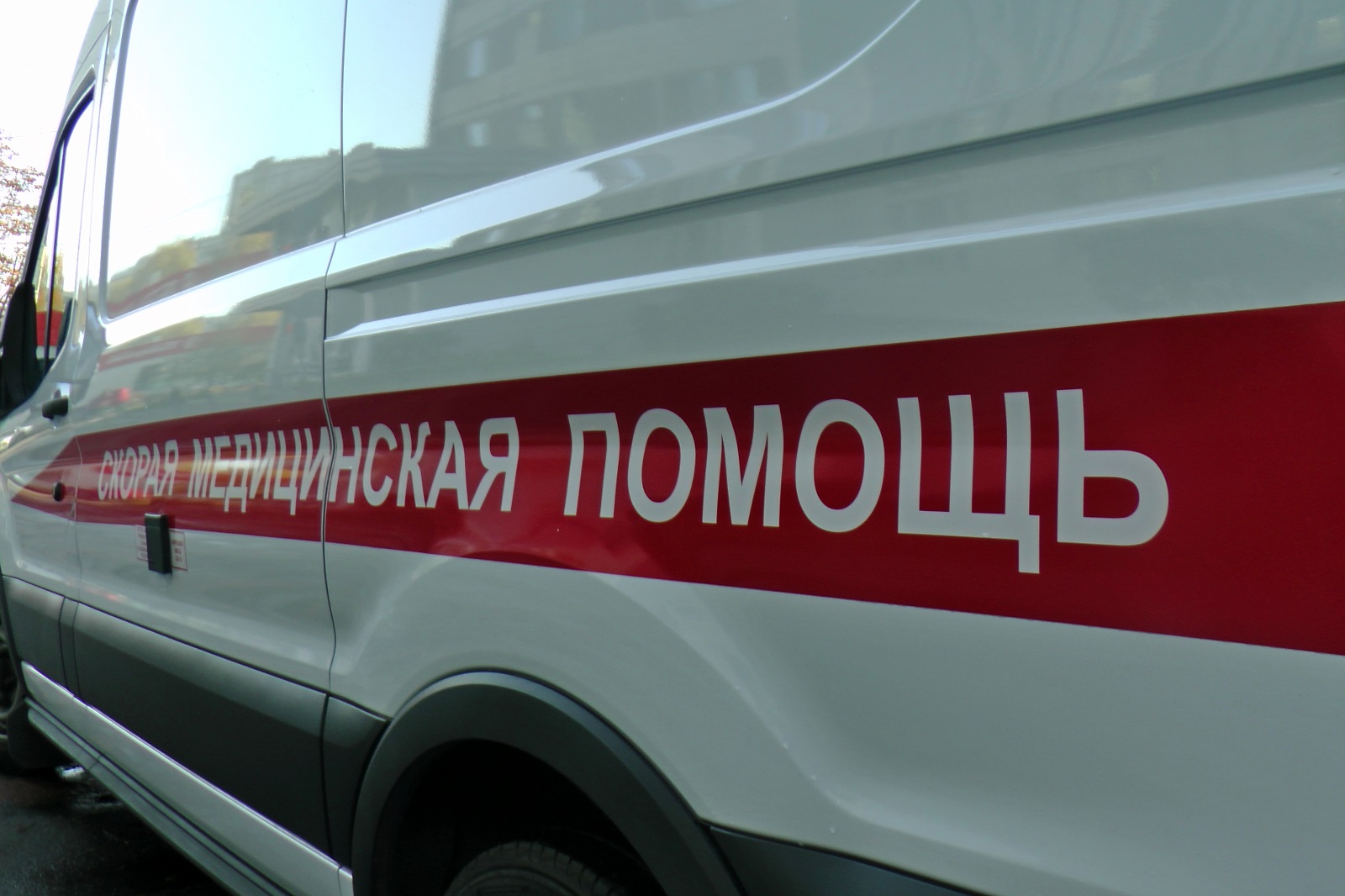 В Курской области водитель пострадал в перевернутой машине