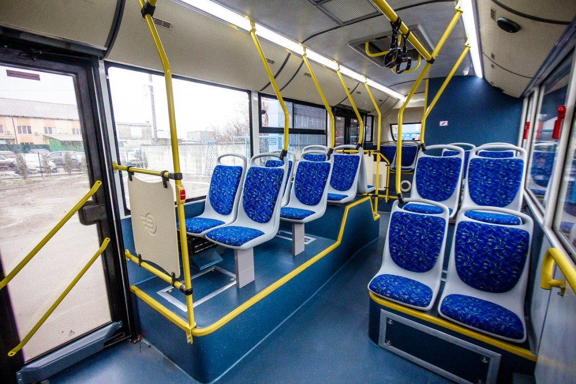 В Вологде на популярном маршруте в два раза увеличат количество автобусов