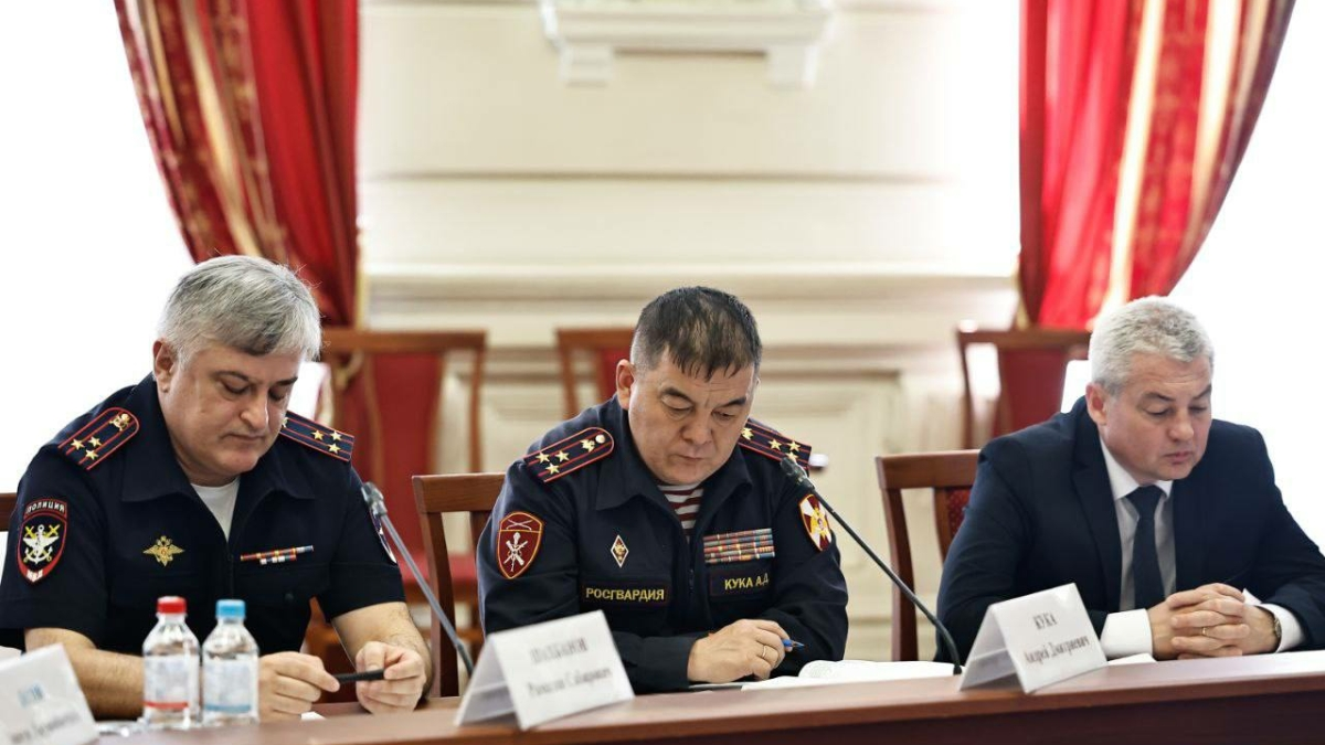 Безопасность на майских праздниках в Астраханской области будут обеспечивать свыше 1400 силовиков
