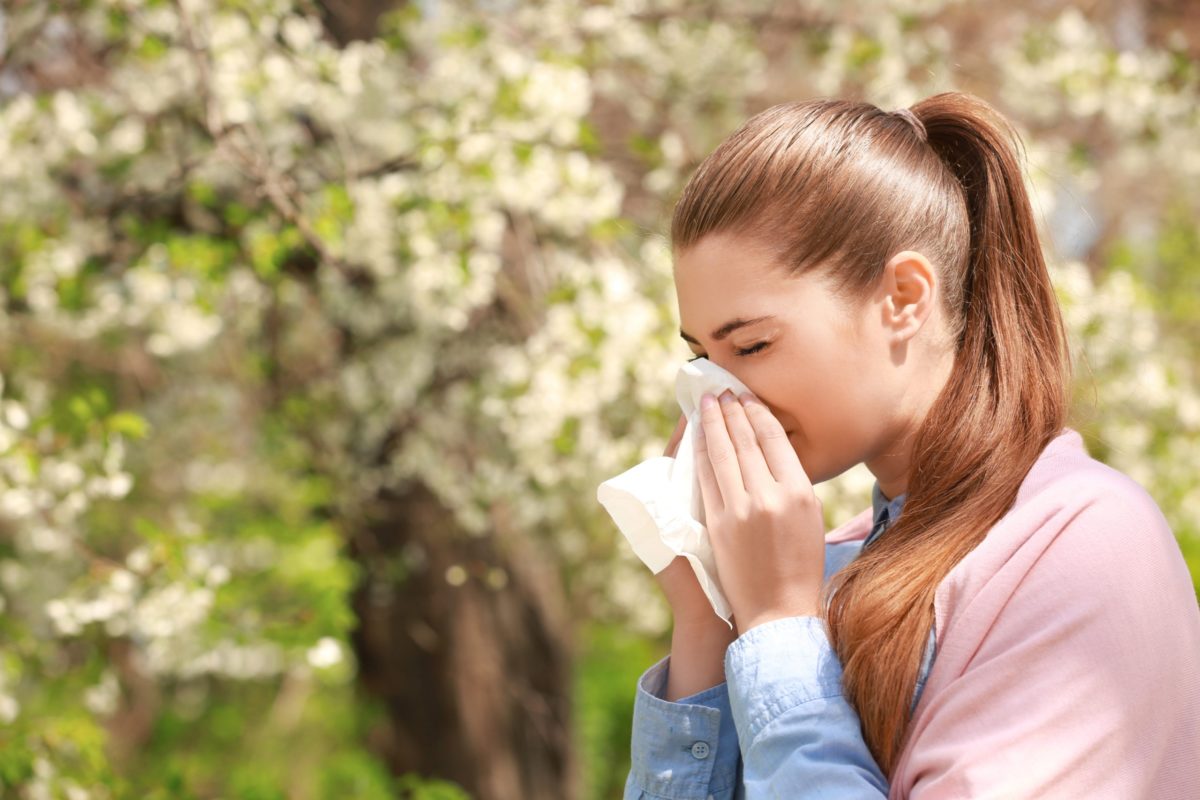 Россиянам порекомендовали обращаться к специалистам при признаках сезонной аллергии